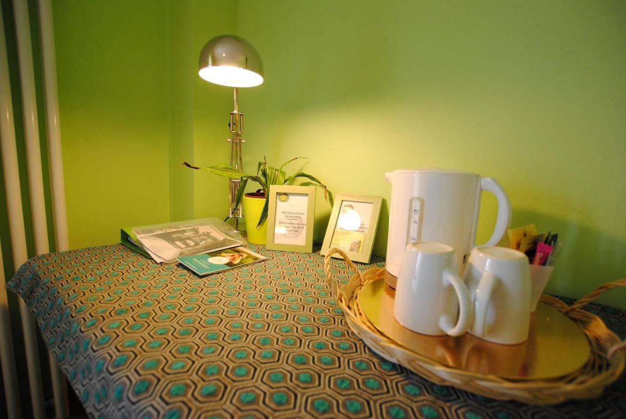 Bed and Breakfast La Janenquelle Sarry  Exterior foto